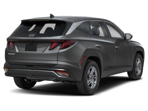 New 2026 Hyundai Tucson SE FWD image 2
