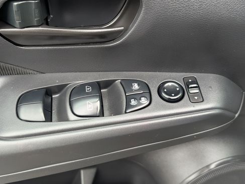 Used 2024 Nissan Kicks S FWD image 16