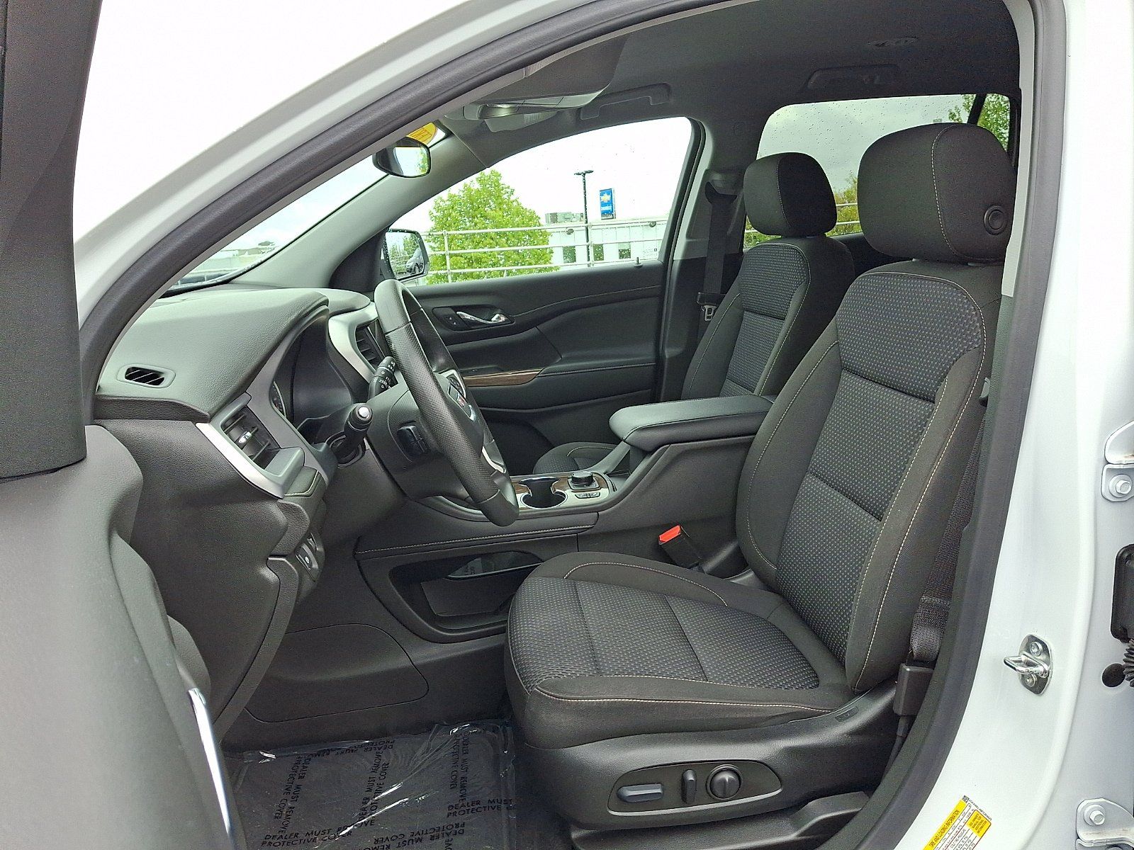 Used 2023 GMC Acadia SLE w/ Driver Convenience Package FWD image 14