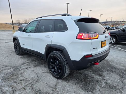 Used 2019 Jeep Cherokee Trailhawk w/ Comfort/Convenience Group image 6