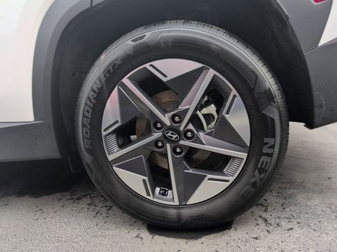 Certified 2025 Hyundai Tucson SEL image 18