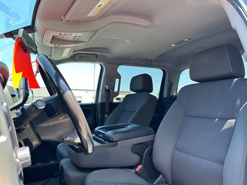 Used 2018 Chevrolet Silverado 1500 LT w/ Texas Edition RWD image 15