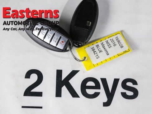 Used 2016 Nissan Maxima Platinum w/ Interior Lighting Package image 29