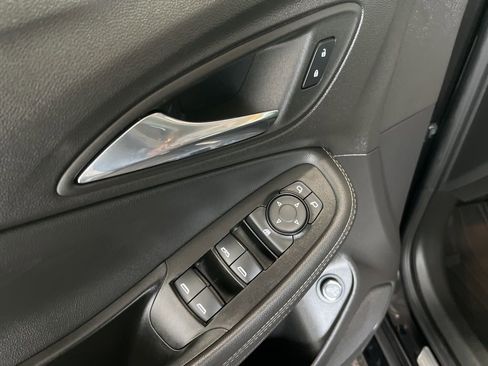 Used 2023 Buick Encore GX Select w/ Sport Touring Package image 4