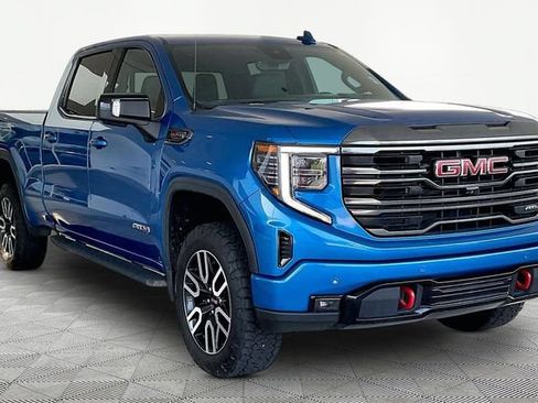 Used 2023 GMC Sierra 1500 AT4 w/ AT4 Premium Package AWD/4WD image 1