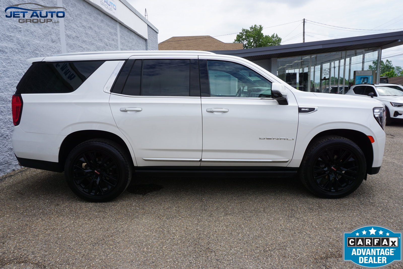Used 2022 GMC Yukon Denali w/ Denali Ultimate Package AWD/4WD image 6