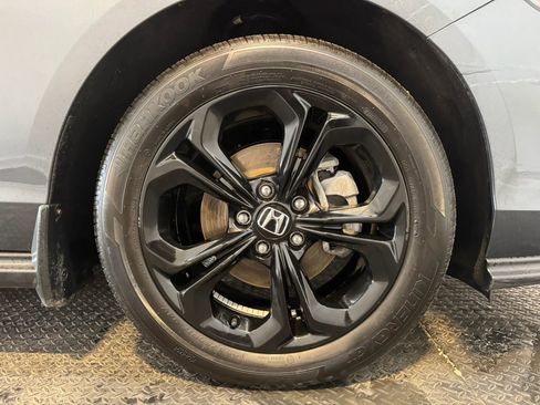 Used 2025 Honda Accord SE image 31