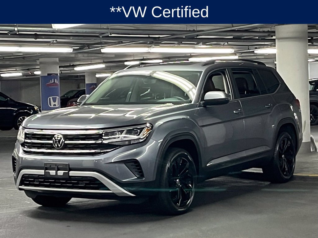 Used 2023 Volkswagen Atlas SE w/ Panoramic Sunroof Package AWD/4WD image 3