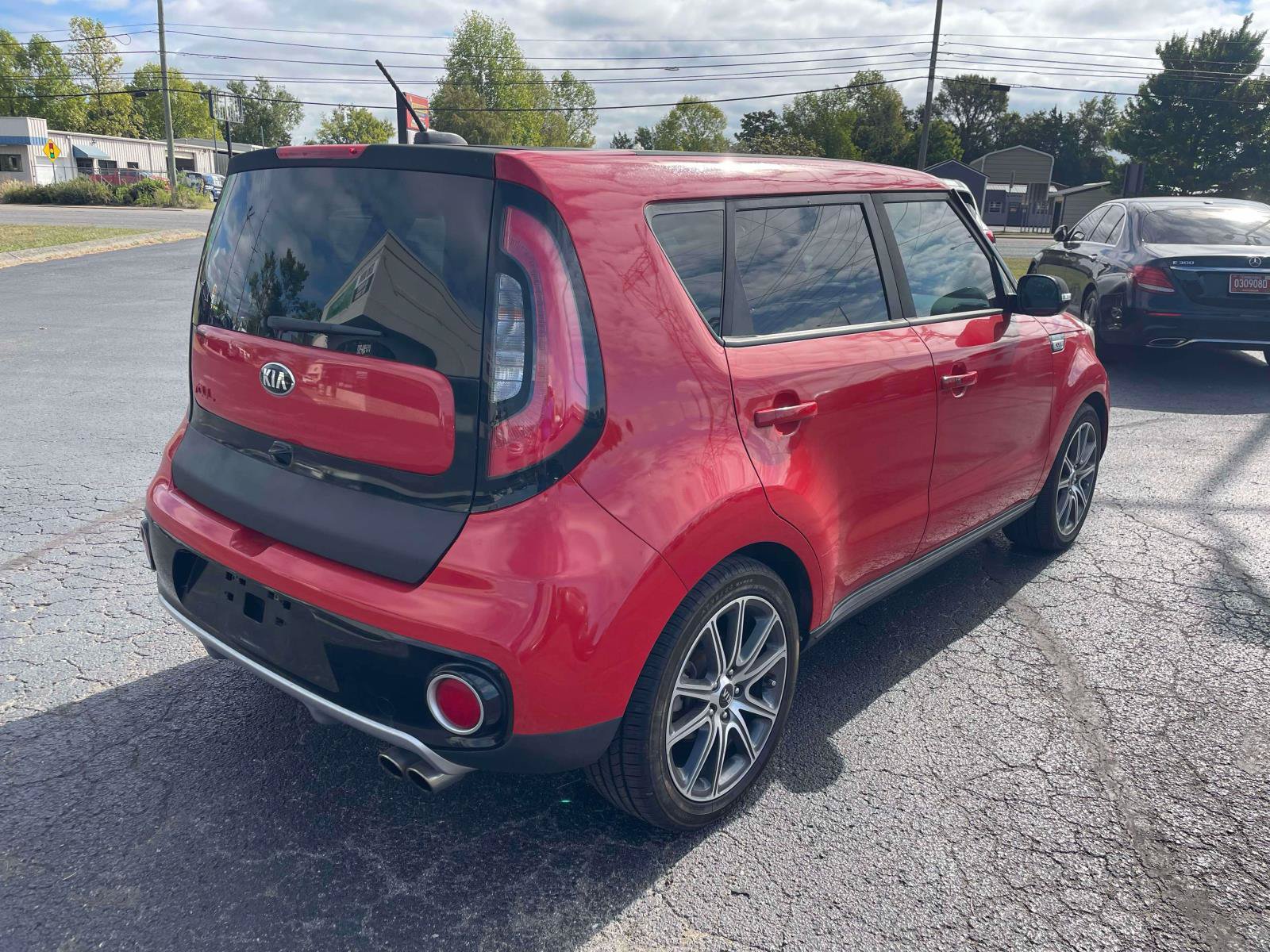 Used 2018 Kia Soul ! w/ Tech Package FWD image 7