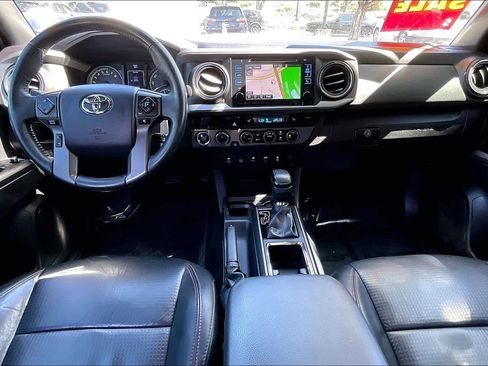 Used 2017 Toyota Tacoma TRD Pro image 15