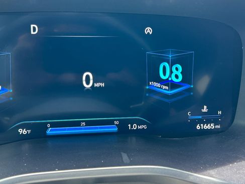 Used 2023 Hyundai Santa Fe Limited image 17