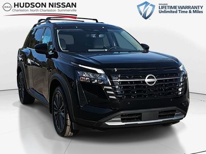 New 2026 Nissan Pathfinder SL w/ SL Premium Package