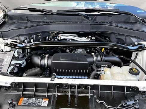 Used 2021 Ford Explorer King Ranch w/ Premium Technology Package AWD/4WD image 32