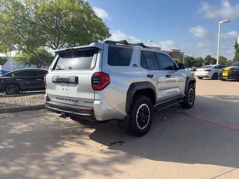 Used 2025 Toyota 4Runner TRD Off-Road Premium AWD/4WD image 5