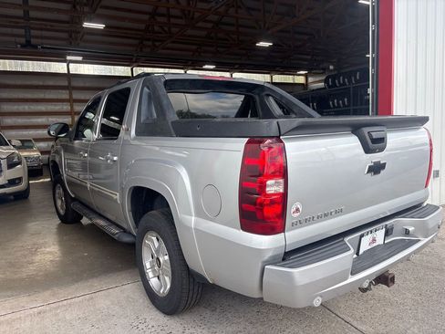 Used 2012 Chevrolet Avalanche LT w/ Suspension Package, Off-Road image 10
