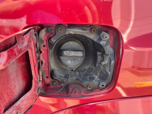 Used 2018 Toyota Tacoma SR5 AWD/4WD image 21