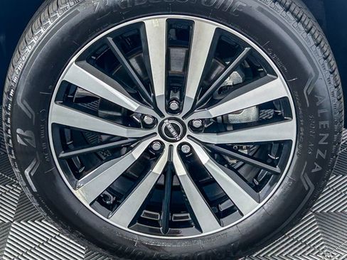 Certified 2025 Nissan Pathfinder Platinum w/ Cargo Package image 12