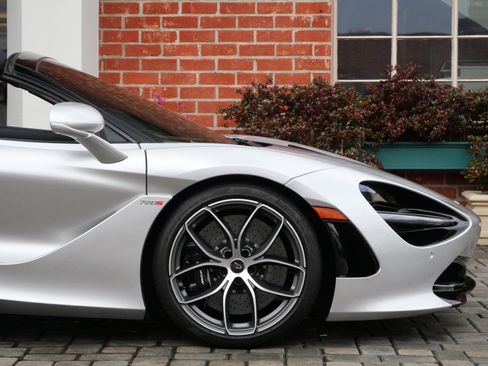 Used 2020 McLaren 720S Luxury image 7