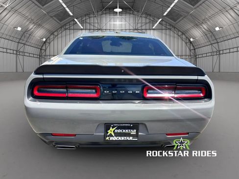 Used 2019 Dodge Challenger SXT w/ Blacktop Package RWD image 7