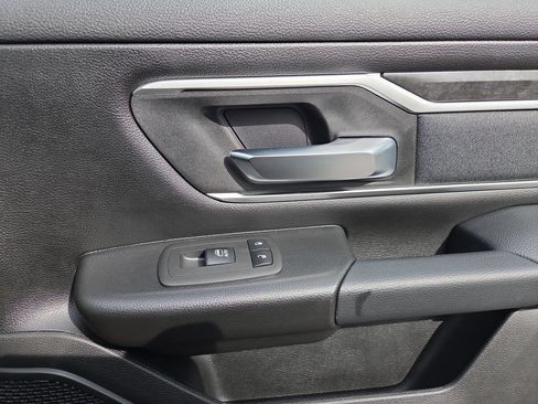 Used 2022 RAM 1500 Big Horn AWD/4WD image 20