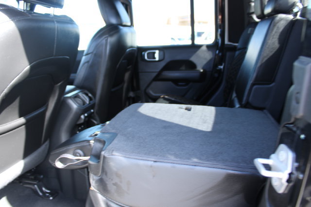 Used 2022 Jeep Gladiator Overland AWD/4WD image 44