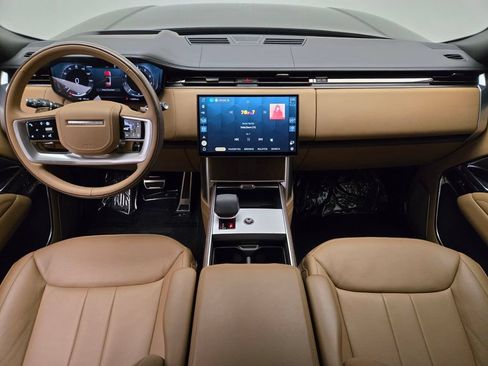 Used 2025 Land Rover Range Rover Autobiography AWD/4WD image 23
