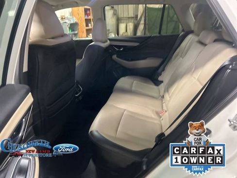 Used 2025 Subaru Outback Limited image 18
