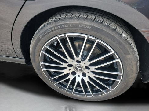 Certified 2025 Mercedes-Benz C 300 Sedan image 35