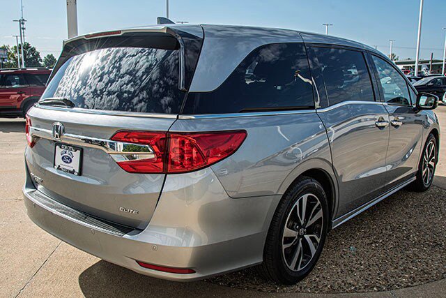 Used 2020 Honda Odyssey Elite image 4