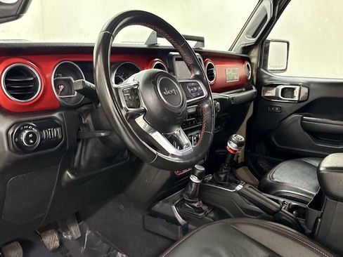 Used 2020 Jeep Gladiator Rubicon image 12