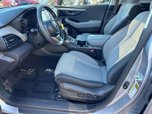 Used 2025 Subaru Outback Premium image 10