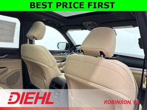 New 2025 Jeep Grand Cherokee Limited image 13