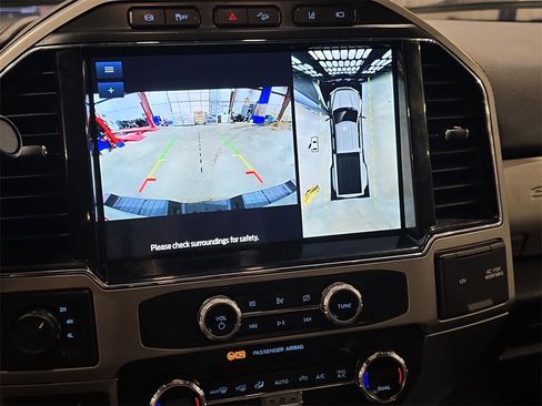 Used 2022 Ford F450 Lariat w/ FX4 Off-Road Package image 23