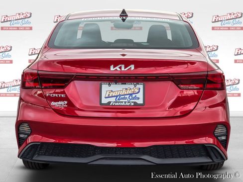 Used 2024 Kia Forte LXS w/ LXS Technology Package image 5