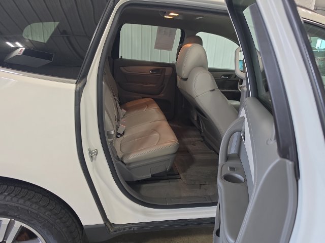 Used 2015 Chevrolet Traverse LT FWD image 28