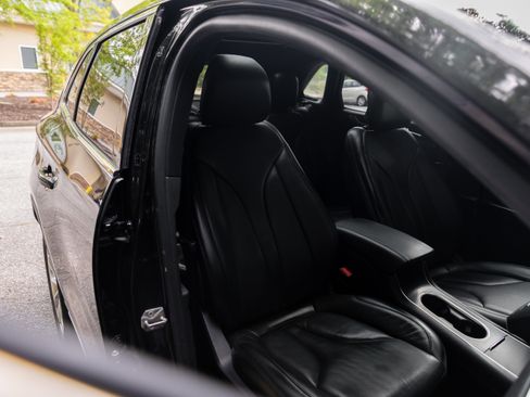 Used 2019 Lincoln MKC Select w/ Select Plus Package image 14