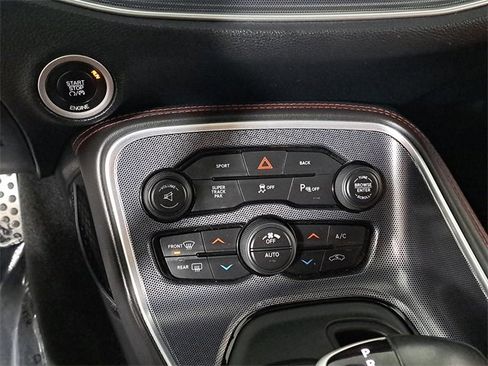 Used 2015 Dodge Challenger SXT Plus w/ Sound Group II image 31