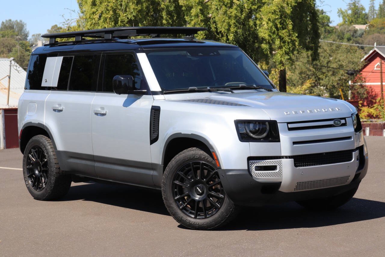 Used 2020 Land Rover Defender 110 SE AWD/4WD image 1