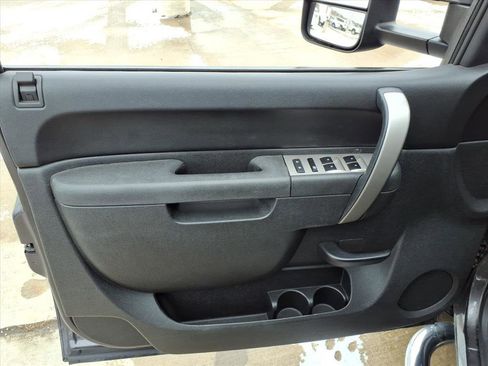 Used 2010 GMC Sierra 2500 SLE w/ SLE Preferred Package image 19