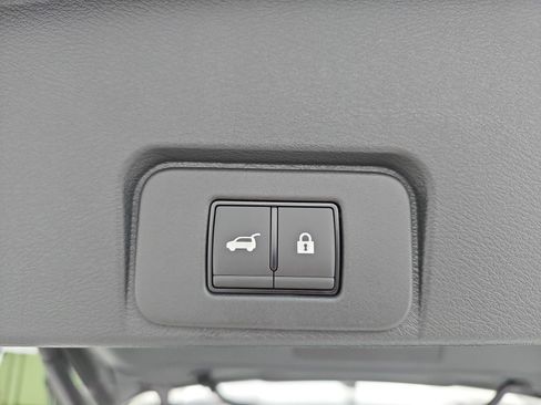 New 2026 Nissan Rogue Platinum AWD/4WD image 13