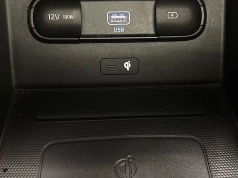 Used 2022 Kia Telluride SX w/ Towing Package FWD image 36