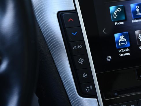 Used 2022 INFINITI Q50 Luxe w/ Cargo Package image 26