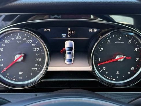 Used 2017 Mercedes-Benz E 300 4MATIC image 16