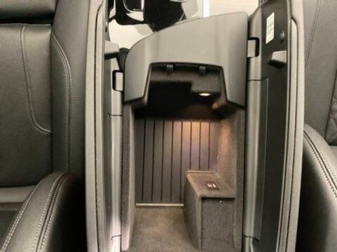 Used 2021 BMW 530e 530e iPerformance w/ Premium Package image 28