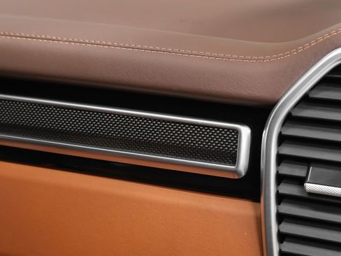 Certified 2023 Porsche Cayenne GTS image 34