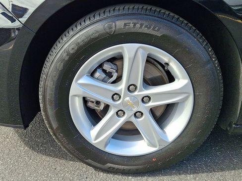 Used 2024 Chevrolet Malibu LS FWD image 9