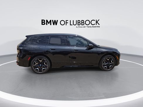 Used 2024 BMW iX xDrive50 w/ Premium Package AWD/4WD image 9