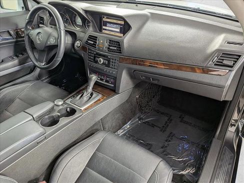 Used 2011 Mercedes-Benz E 350 Cabriolet image 24