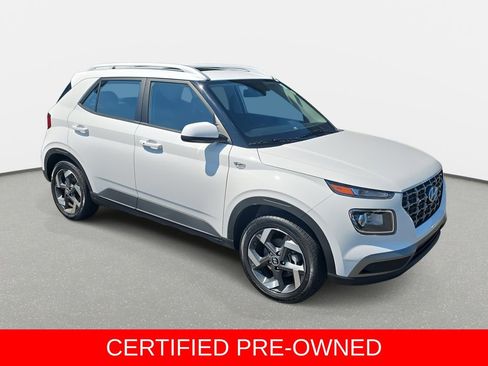 Certified 2026 Hyundai Venue SEL FWD image 3