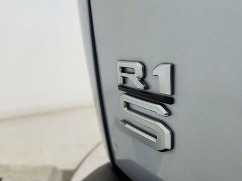 Used 2025 Rivian R1S Adventure image 19